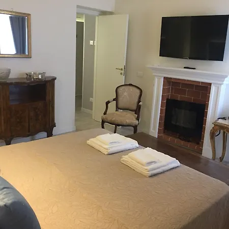 Navona Residenza De Charme Oda ve Kahvaltı Roma